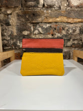 Load image into Gallery viewer, Soruka Ari Coin Pouch with Zip - Plain
