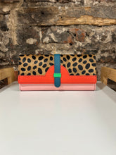 Load image into Gallery viewer, Soruka Half Moon Purse