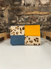 Load image into Gallery viewer, Soruka Zahra Pouch with Zip