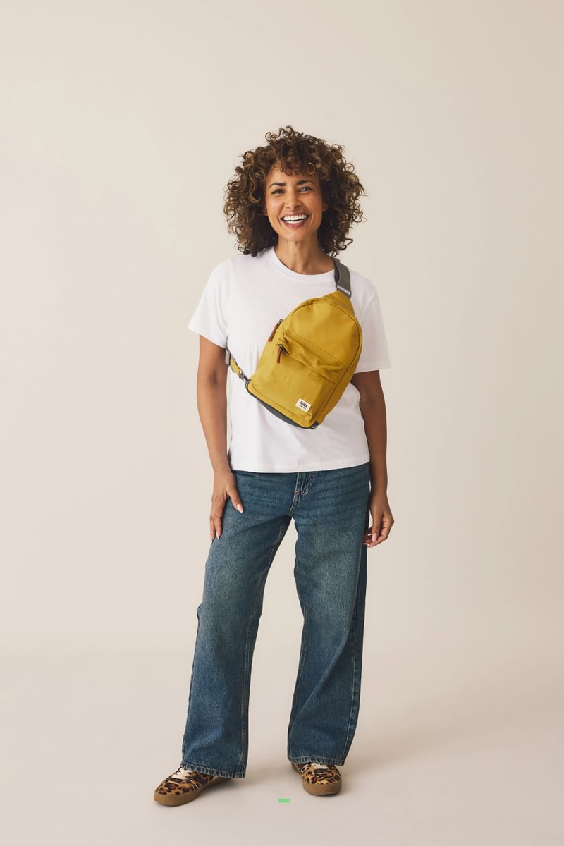Willesden B - Crossbody