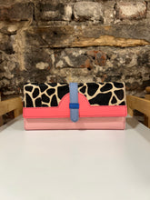 Load image into Gallery viewer, Soruka Half Moon Purse