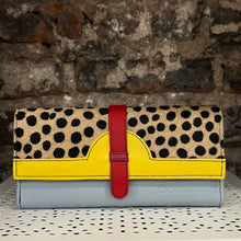 Load image into Gallery viewer, Soruka Half Moon Purse