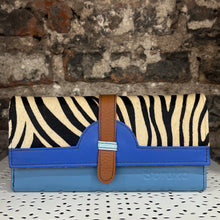 Load image into Gallery viewer, Soruka Half Moon Purse