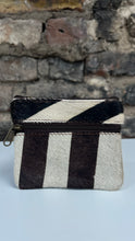 Load image into Gallery viewer, Soruka Ari Coin Pouch with Zip - Animal Print