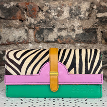 Load image into Gallery viewer, Soruka Half Moon Purse