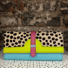 Load image into Gallery viewer, Soruka Half Moon Purse