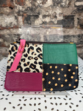 Load image into Gallery viewer, Soruka Zahra Pouch with Zip