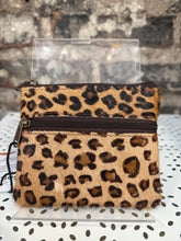 Load image into Gallery viewer, Soruka Ari Coin Pouch with Zip - Animal Print