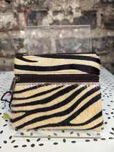 Load image into Gallery viewer, Soruka Ari Coin Pouch with Zip - Animal Print