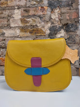 Load image into Gallery viewer, Soruka Paula Reversible Handbag