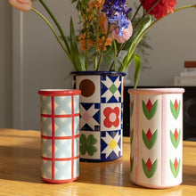 Load image into Gallery viewer, Vase Patch Cross
