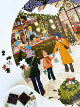 Load image into Gallery viewer, Round Puzzles Christmas Market 1000 Piece