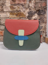 Load image into Gallery viewer, Soruka Paula Reversible Handbag
