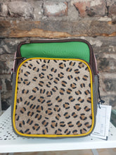 Load image into Gallery viewer, Soruka Allison Crossbody Bag