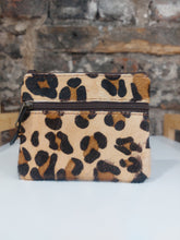 Load image into Gallery viewer, Soruka Ari Coin Pouch with Zip - Animal Print