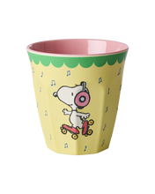 Load image into Gallery viewer, Medium Cup - Yellow Snoopy Print