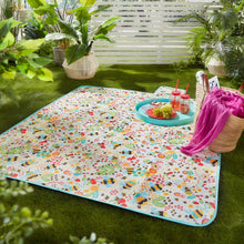 Load image into Gallery viewer, Buzzy Bee Outdoor Picnic Blanket