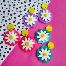 Load image into Gallery viewer, Pink Daisys
