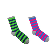 Load image into Gallery viewer, Hiking Bamboo Sock Gift Box - Set of 2 (Adult UK Size 10-13 / EU 44-47)