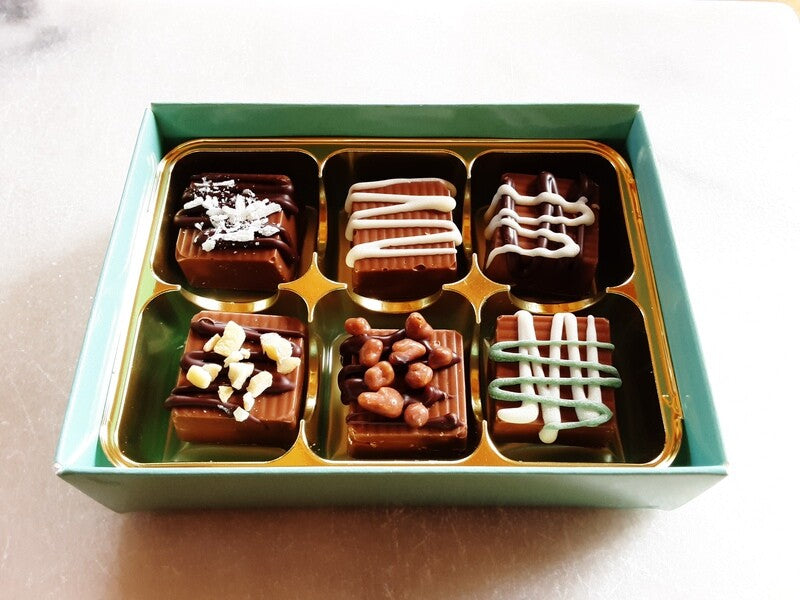 Zaeire Artisan Chocolates - Box of 6