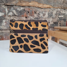 Load image into Gallery viewer, Soruka Ari Coin Pouch with Zip - Animal Print
