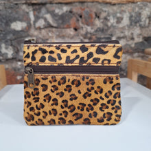 Load image into Gallery viewer, Soruka Ari Coin Pouch with Zip - Animal Print
