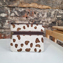 Load image into Gallery viewer, Soruka Ari Coin Pouch with Zip - Animal Print
