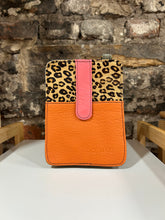 Load image into Gallery viewer, Soruka Josie Cross Body Bag
