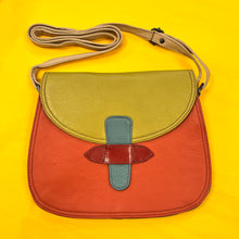 Load image into Gallery viewer, Soruka Paula Reversable Handbag
