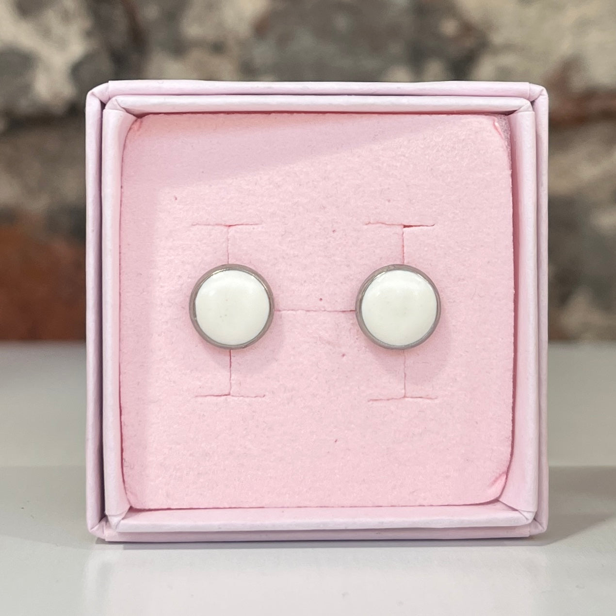 Silver round studs - White
