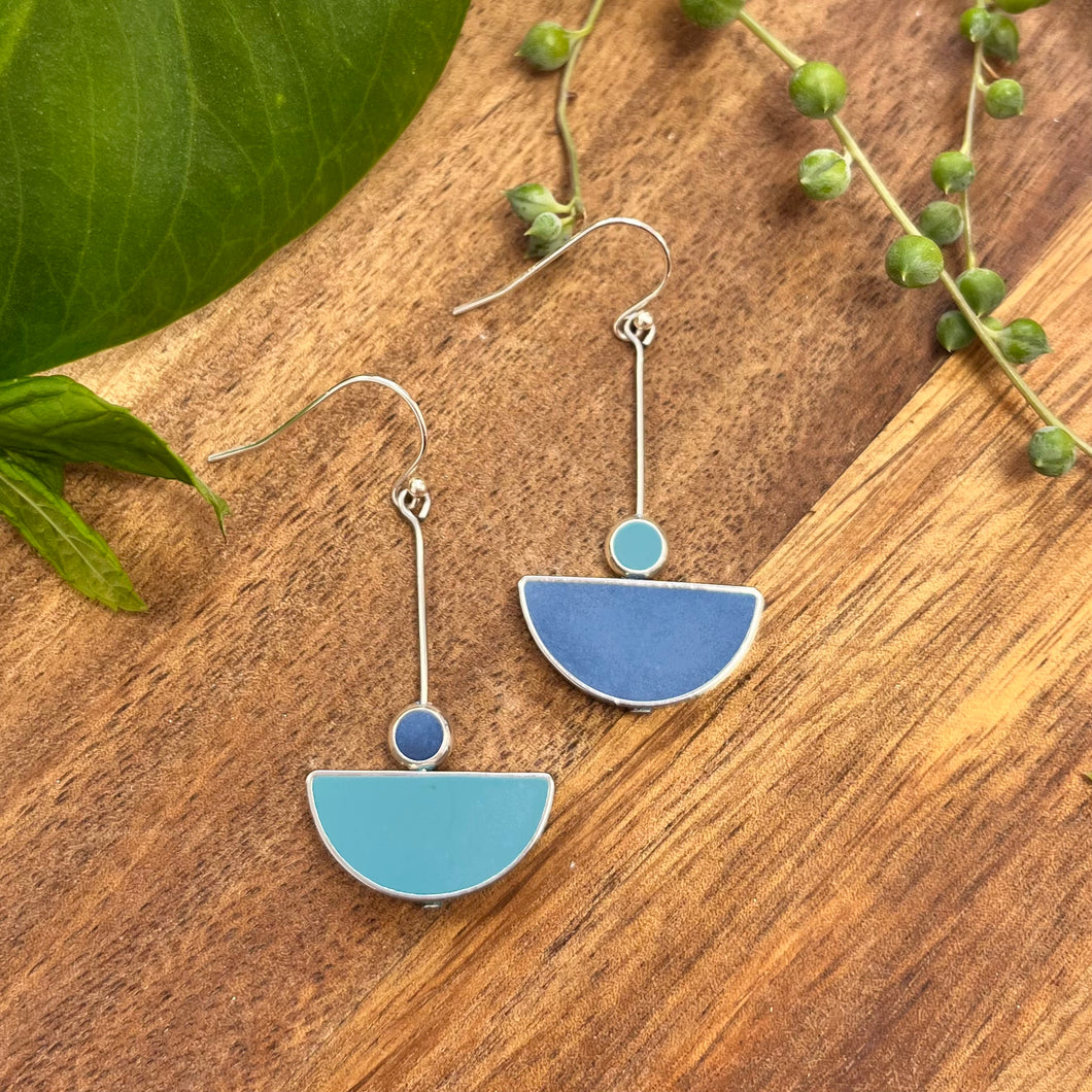 Asymmetrical earrings - Light & Bright Blue