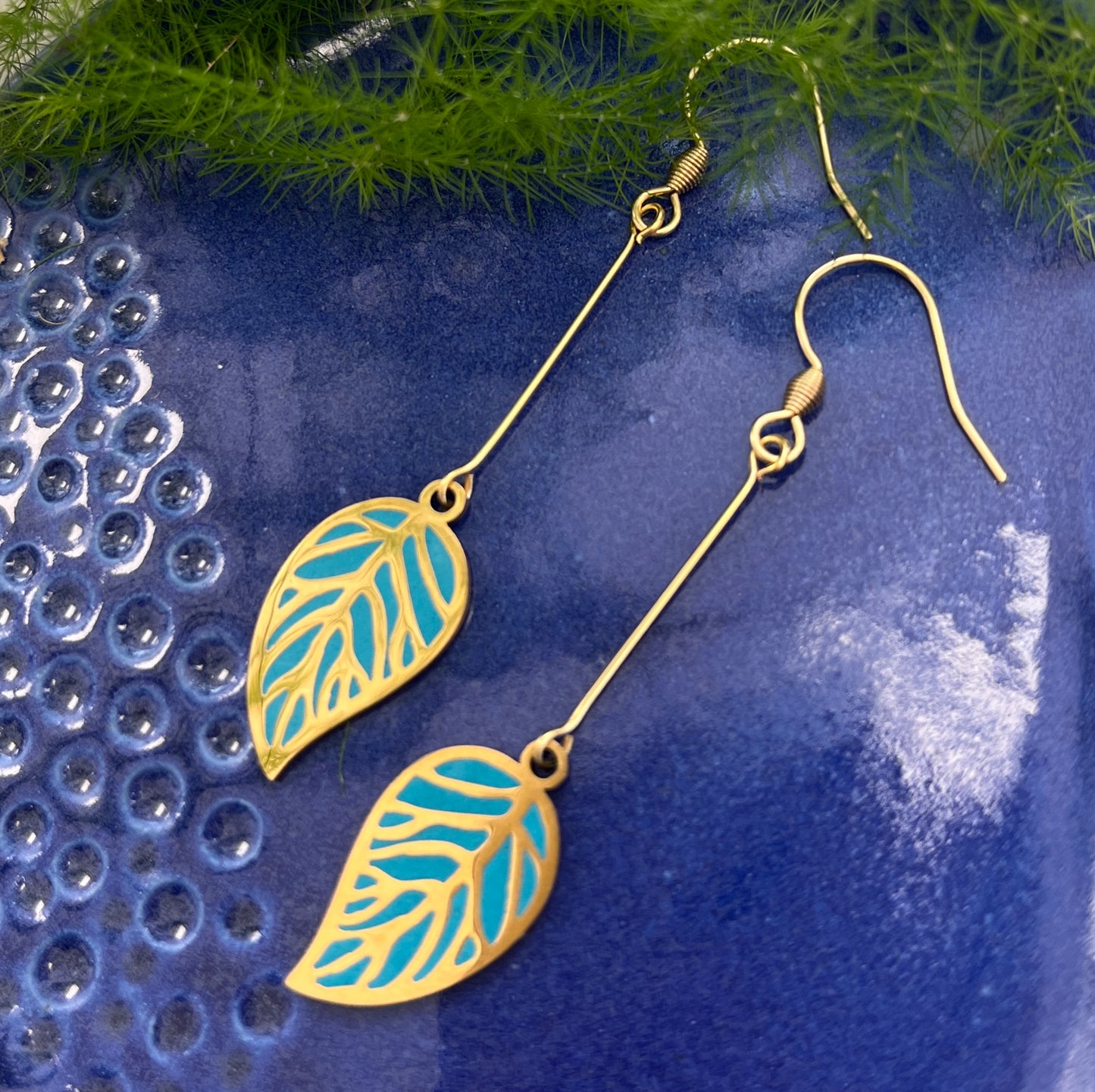 Gold leaf drops - green