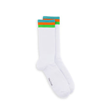 Load image into Gallery viewer, White &amp; Green Bamboo Hiking Socks (seamless toe)
