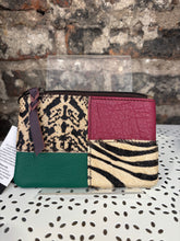 Load image into Gallery viewer, Soruka Zahra Pouch with Zip

