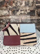 Load image into Gallery viewer, Soruka Zahra Pouch with Zip
