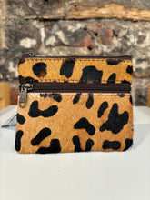 Load image into Gallery viewer, Soruka Ari Coin Pouch with Zip - Animal Print
