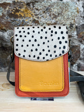 Load image into Gallery viewer, Soruka Aiko Handbag
