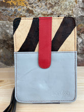 Load image into Gallery viewer, Soruka Josie Cross Body Bag
