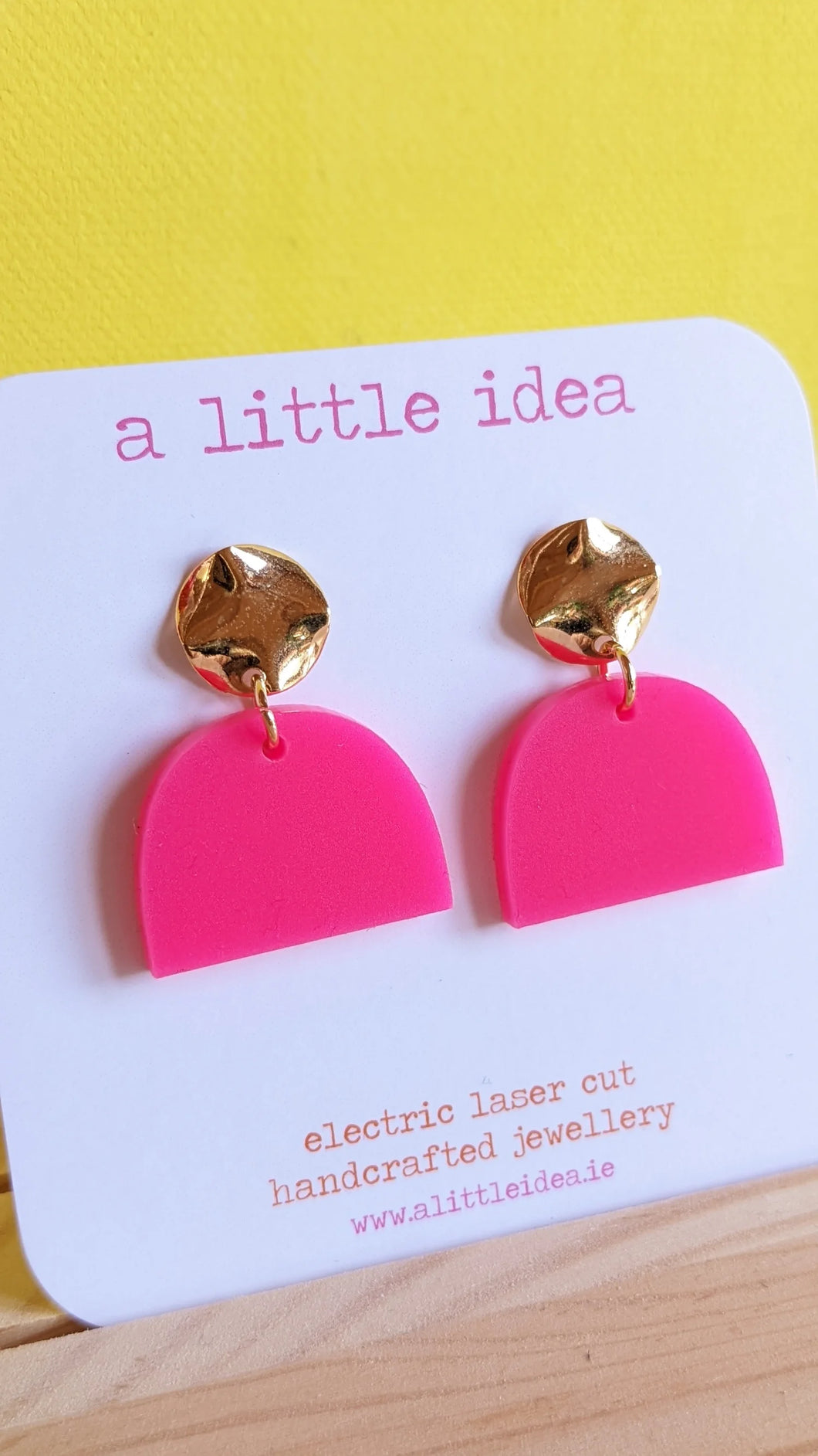 'Jayne Mansfield ' by A Little Idea