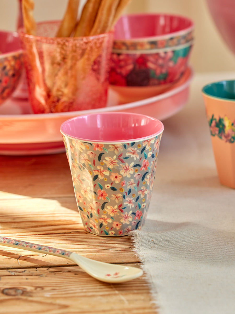 Melamine Cup Medium - Small Sandy Flower print