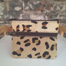 Load image into Gallery viewer, Soruka Ari Coin Pouch with Zip - Animal Print
