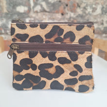 Load image into Gallery viewer, Soruka Ari Coin Pouch with Zip - Animal Print
