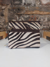 Load image into Gallery viewer, Soruka Ari Coin Pouch with Zip - Animal Print
