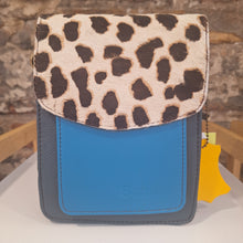 Load image into Gallery viewer, Soruka Aiko Handbag
