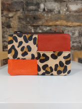 Load image into Gallery viewer, Soruka Zahra Pouch with Zip
