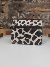 Load image into Gallery viewer, Soruka Ari Coin Pouch with Zip - Animal Print
