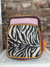Load image into Gallery viewer, Soruka Allison Crossbody Bag
