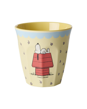 Load image into Gallery viewer, Medium Cup - Cream Snoopy Print
