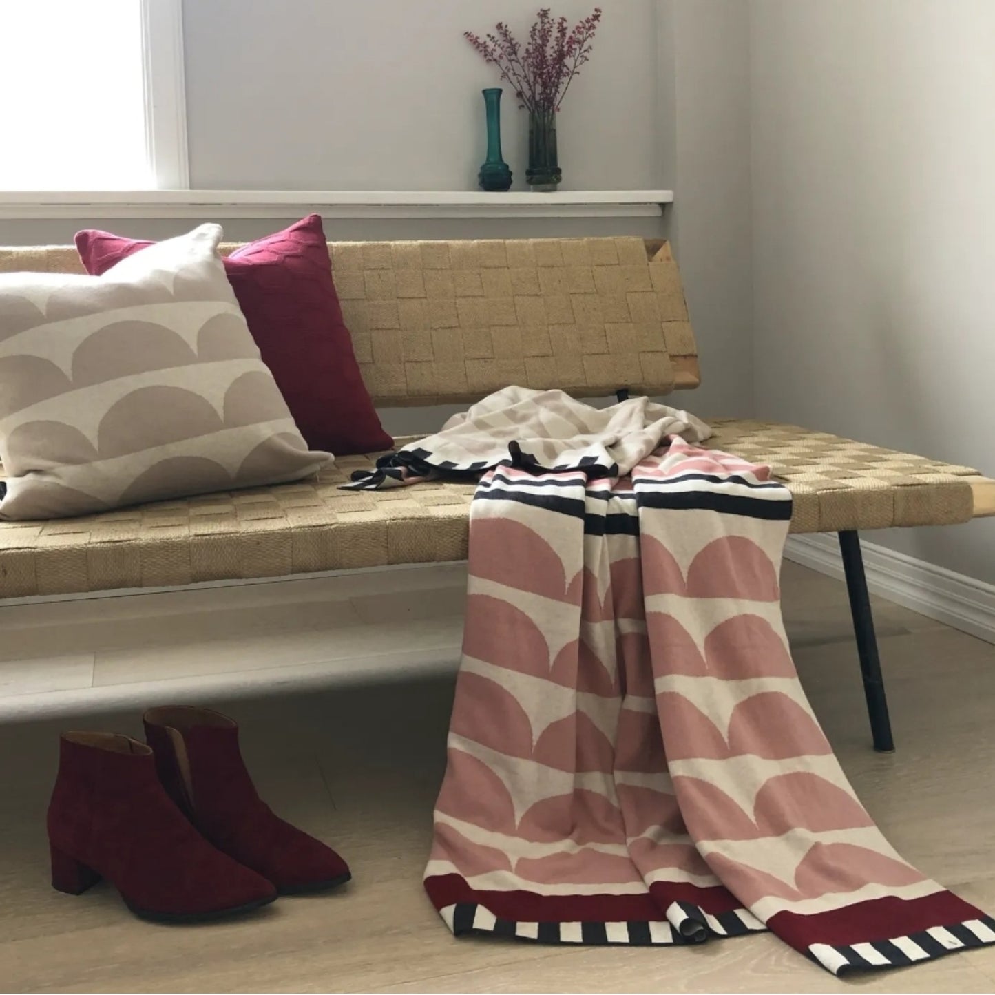 Kamelia Large Blanket - Pink