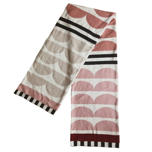 Kamelia Large Blanket - Pink